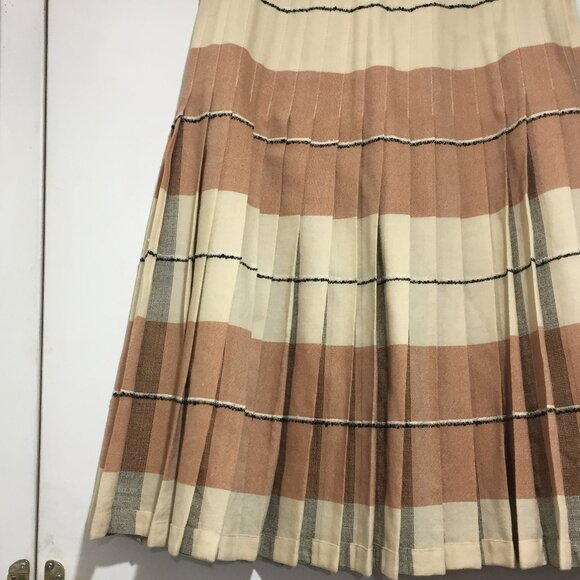 VINTAGE HIGHLAND QUEEN REVERSIBLE PLAID PLEATED SKIRTS SIZE 14 - Picture 6 of 14